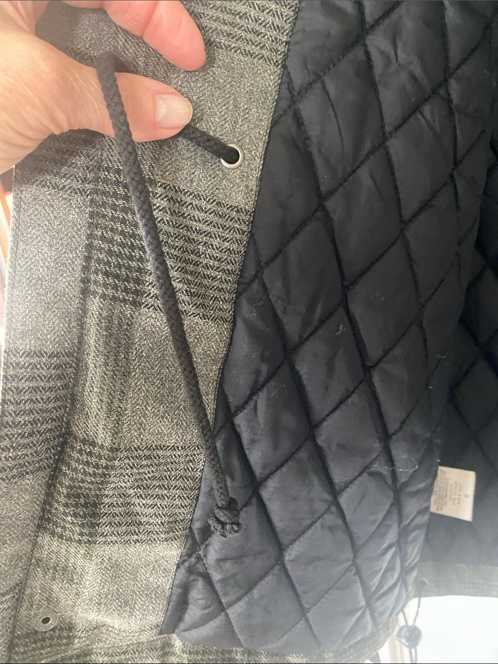Billabong’s Men’s Gray Plaid Hooded 4 Pocket 1 inside Jacket With Adjustable Fit - Picture 12 of 15